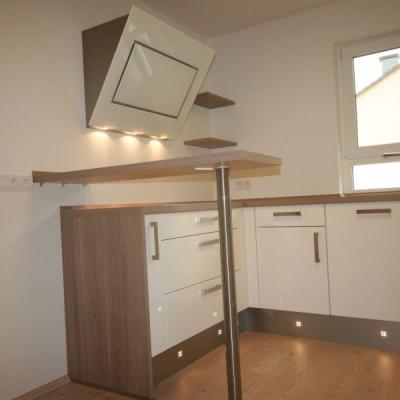 Mit Weinschrank 10